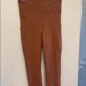 Clay LULULEMON LEGGINGS NEW